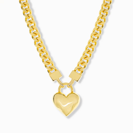 3387N Curb Chain Necklace With Heart Pendant