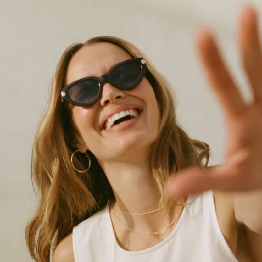 Coastline Sunnies {Vino Gradient}