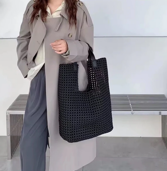Eston Woven Tote {Black}