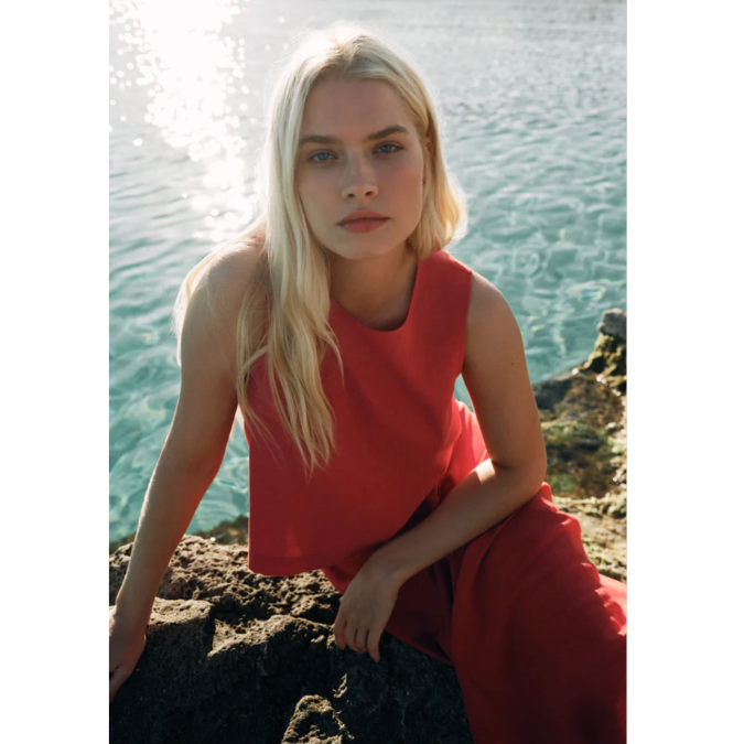 Sloane Linen Top {Chili Pepper}